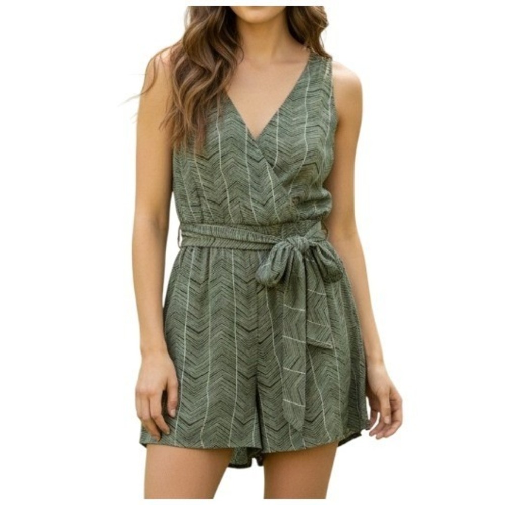 ENTRO Green HERRINGBONE STRIPES Tie Smock Waist SURPLICE Romper Jumpsuit Sz M